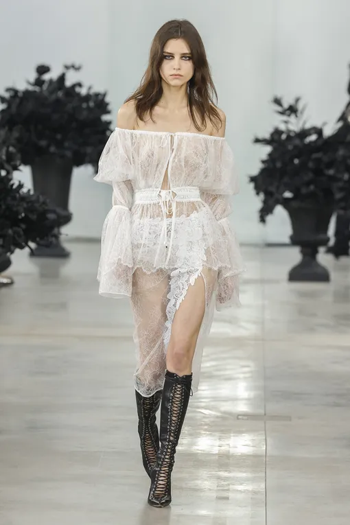 Blumarine осень-зима 2025/2026 Blumarine осень-зима 2025/2026