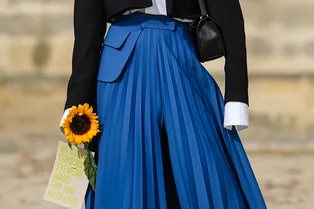 Цвет, который идет всем: 10 вещей в глубоких оттенках синего