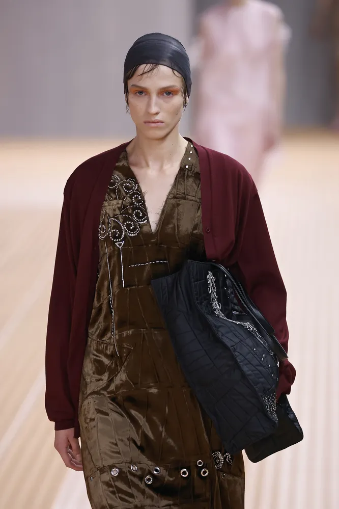 Prada весна-лето 2024