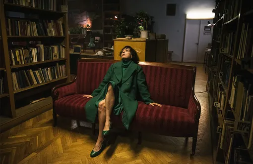 Чулпан Хаматова в фильме «Петровы в гриппе» (2021) Чулпан Хаматова в фильме «Петровы в гриппе» (2021)