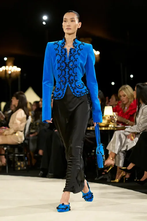 Schiaparelli весна-лето 2027 Schiaparelli весна-лето 2027
