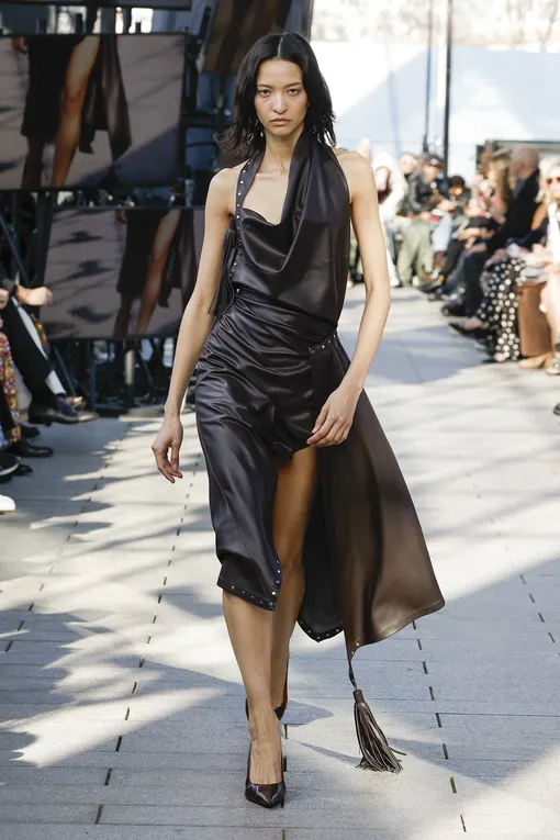 Stella McCartney осень-зима 2024/25 Stella McCartney осень-зима 2024/25