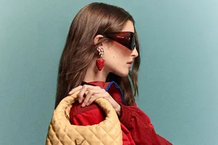 Красный + желтый — любимое комбо дизайнеров на лето-2026. 5 идей Красный + желтый — любимое комбо дизайнеров на лето-2026. 5 идей