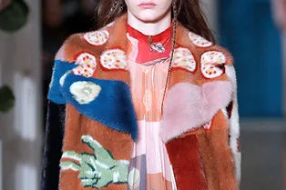 Розовый период в Доме Valentino: новая коллекция Пьерпаоло Пиччоли Розовый период в Доме Valentino: новая коллекция Пьерпаоло Пиччоли