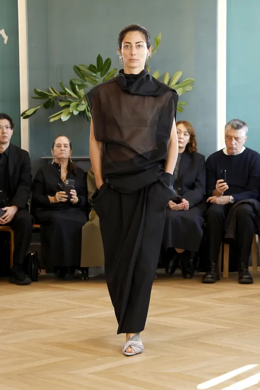 Carven весна-лето 2025