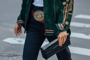 Акцентный ремень — главный аксессуар сезона. Где его купить