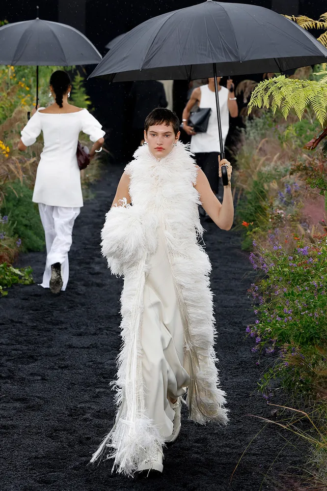 JIL SANDER весна-лето 2023 JIL SANDER весна-лето 2023