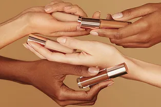 Консилер за 4 фунта бьет все рекорды продаж Консилер за 4 фунта бьет все рекорды продаж