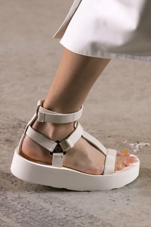 Hermès весна-лето 2022