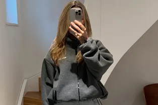 10 флисовых толстовок, в которых мы планируем провести всю зиму 10 флисовых толстовок, в которых мы планируем провести всю зиму