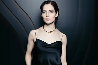 Юлия Снигирь, Даша Веледеева и Яна Рудковская на открытии выставки Sounds of Cartier