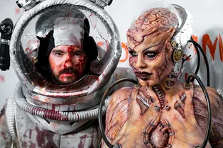 Королева Хеллоуина: Хайди Клум в этом году превзошла себя в создании костюма