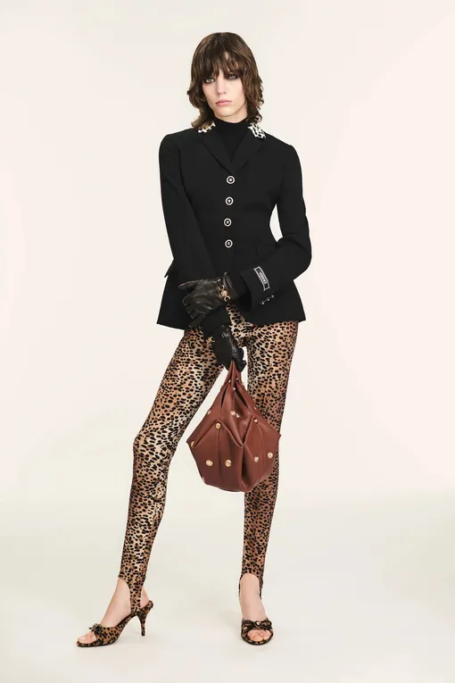 Versace Resort 2025 Versace Resort 2025