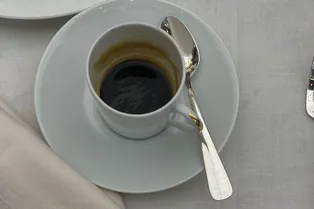 В какое время можно выпить последнюю чашку кофе перед сном