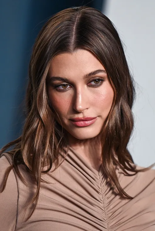 Хейли Бибер Хейли Бибер