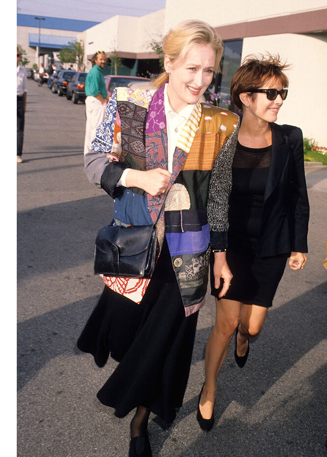 Мэрил Стрип и Кэрри Фишер в Санта-Монике, Калифорния, 1990 год