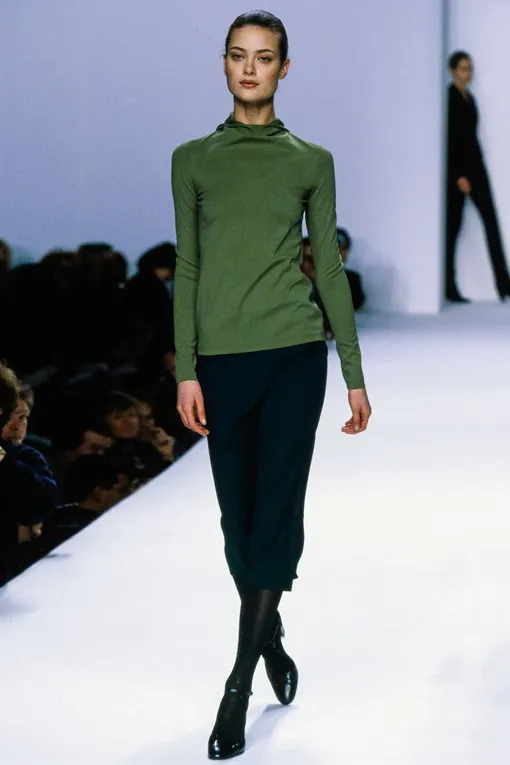 Шалом Харлоу на показе Calvin Klein осень-зима 1996