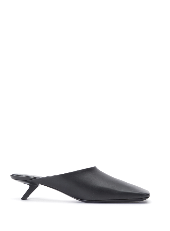 BALENCIAGA, 67 000 руб.