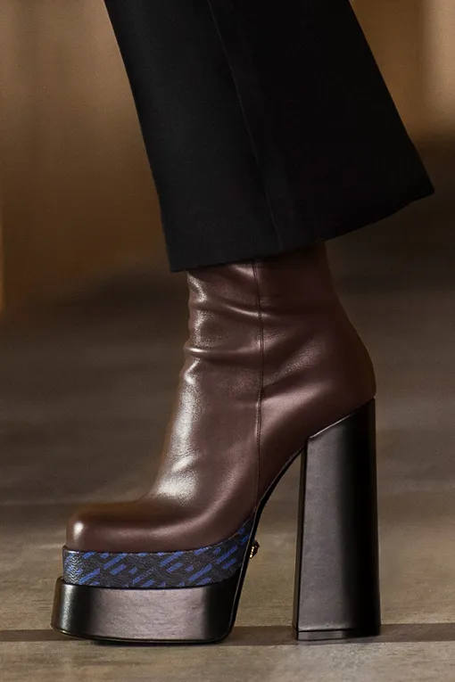 Versace осень-зима 2021/22