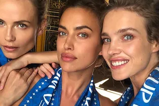 Как болели за нашу сборную Наталья Водянова, Ирина Шейк и другие звезды