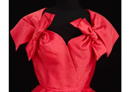 Платье Christian Dior. Лондон, Англия, 1957 год Платье Christian Dior. Лондон, Англия, 1957 год