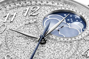 Объект желания: часы Égérie Vacheron Constantin с индикатором фаз Луны и 800 бриллиантами