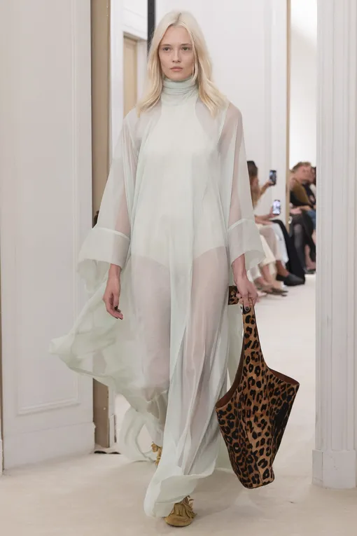 Alberta Ferretti весна-лето 2026