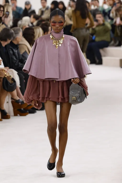 Chloé осень-зима 2024/25 Chloé осень-зима 2024/25