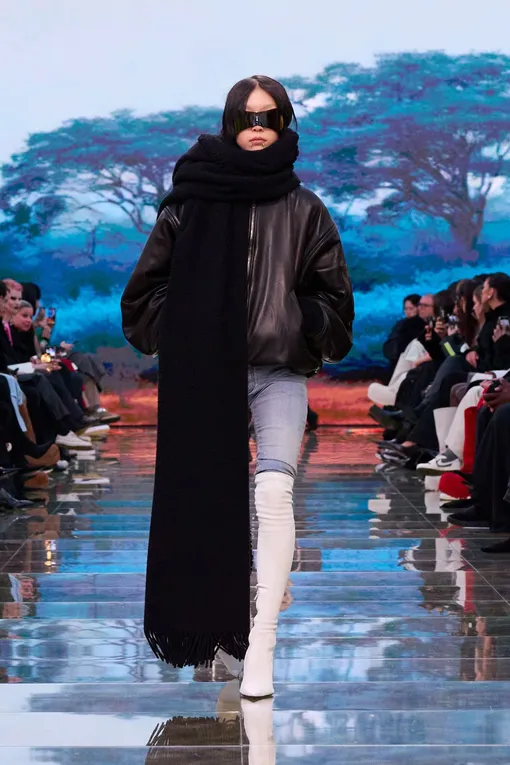 Balenciaga осень-зима 2024/25 Balenciaga осень-зима 2024/25
