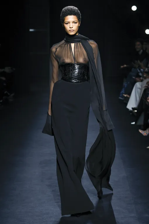 Nina Ricci осень-зима 2024/25 Nina Ricci осень-зима 2024/25