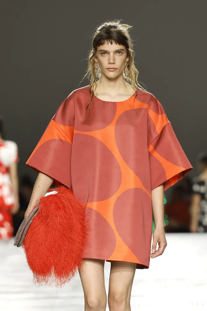 Dries Van Noten весна-лето 2026 Dries Van Noten весна-лето 2026