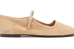 Летний маст-хэв: 10 пар кожаных балеток от 3 тысяч рублей