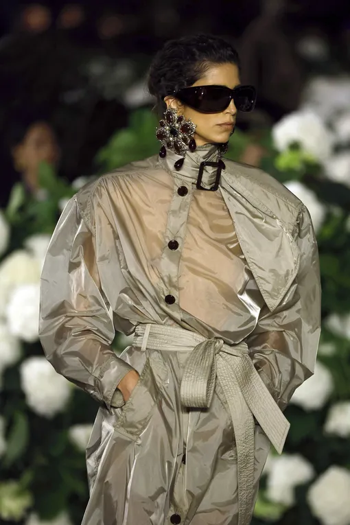 Saint Laurent весна-лето 2026