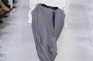 Мы уже знаем, как выглядят самые модные брюки лета 2026