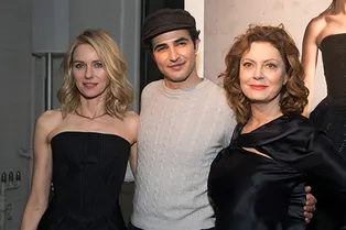 Наоми Уоттс, Сьюзен Сарандон и Кэролин Мерфи на фотовыставке Zac Posen Наоми Уоттс, Сьюзен Сарандон и Кэролин Мерфи на фотовыставке Zac Posen