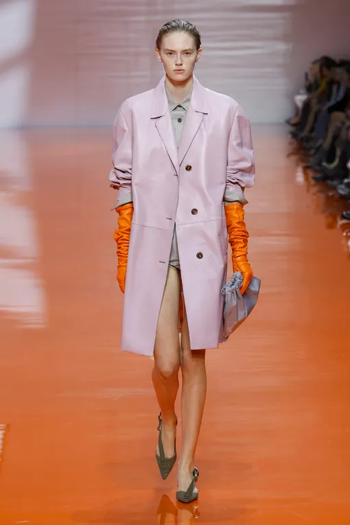 Prada весна-лето 2026