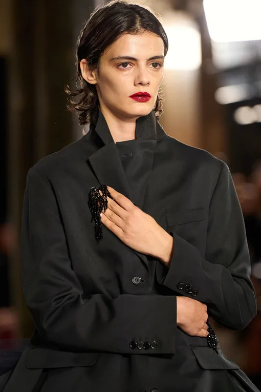 Simone Rocha весна-лето 2025 Simone Rocha весна-лето 2025
