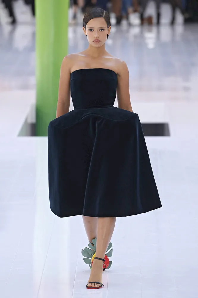Loewe весна-лето 2023 Loewe весна-лето 2023