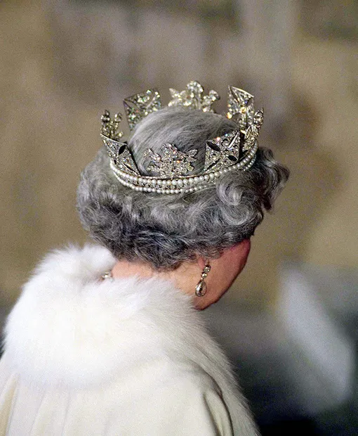 Елизавета II, 1988 год