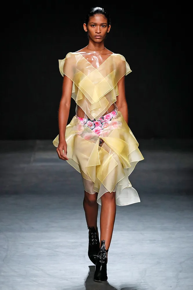 CHRISTOPHER KANE весна-лето 2023 CHRISTOPHER KANE весна-лето 2023