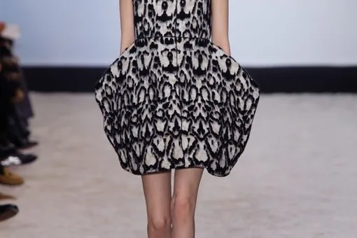 Показ Giambattista Valli осень-зима 2014/15