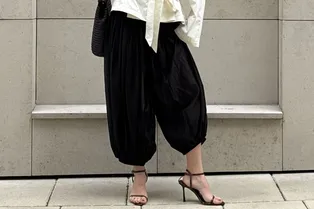 Какие брюки-алладины купить сейчас, чтобы носить до самых холодов Какие брюки-алладины купить сейчас, чтобы носить до самых холодов