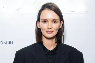 Паулина Андреева и Федор Бондарчук на премьере спектакля «Поле» в театре «Практика»