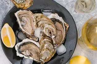 Устричный гид: как их есть и слыть экспертом