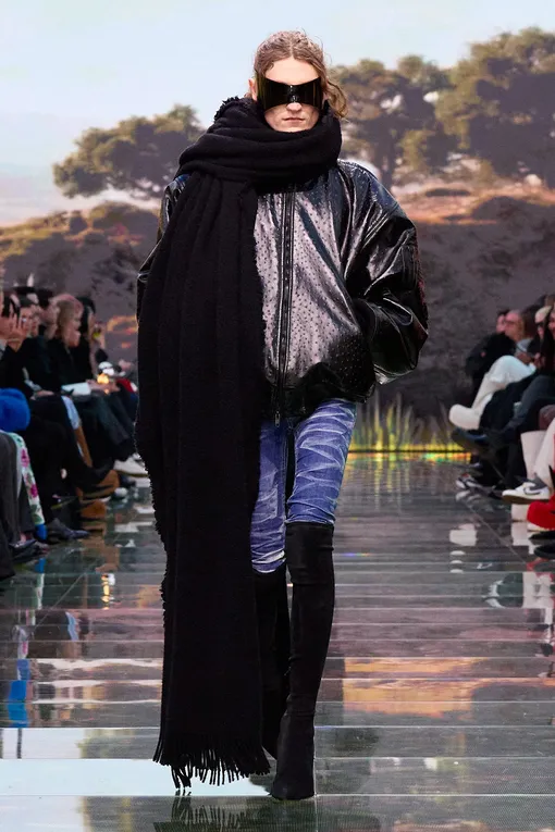 BALENCIAGA осень-зима 2024/25