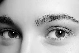 Что такое коллагенирование бровей и кому оно нужно