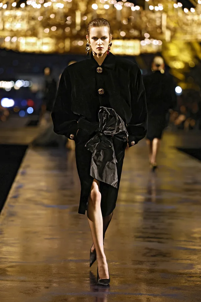 Saint Laurent весна-лето 2027 Saint Laurent весна-лето 2027