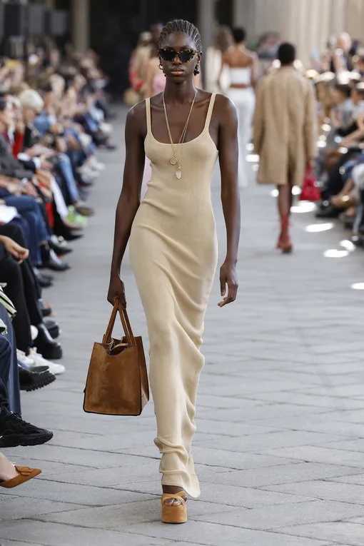 Ermanno Scervino весна-лето 2024 Ermanno Scervino весна-лето 2024