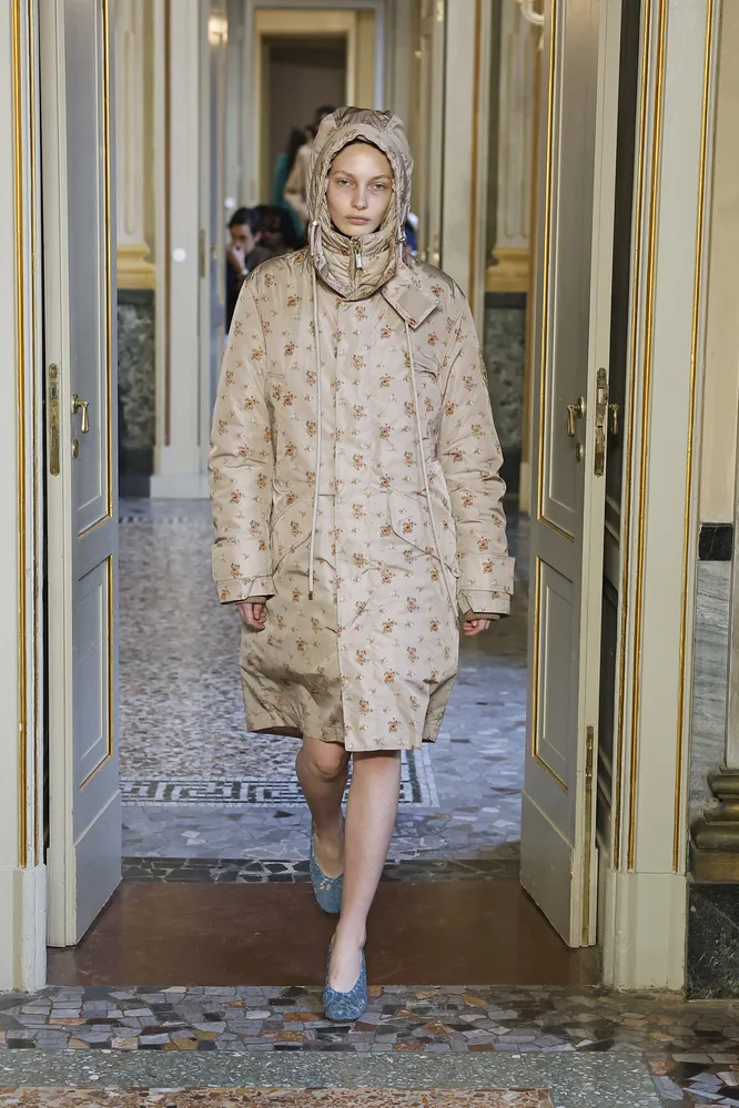 Blumarine осень-зима 2024/25 Blumarine осень-зима 2024/25