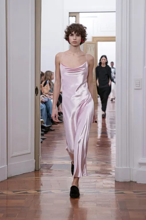 Alberta Ferretti осень-зима 2025/2026